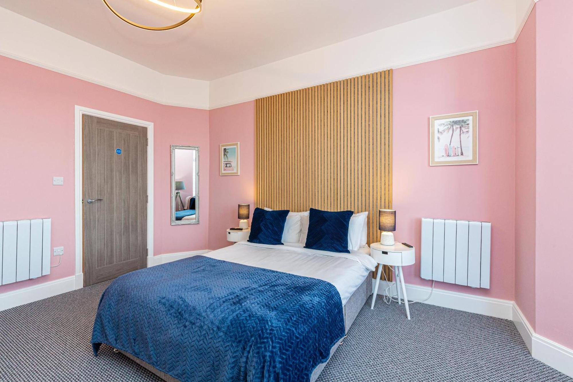 Beachfront Apartment 3 Bedrooms Sleeps 7 - Gateway To The Lake District - Newly Refurbished Morecambe Eksteriør bilde